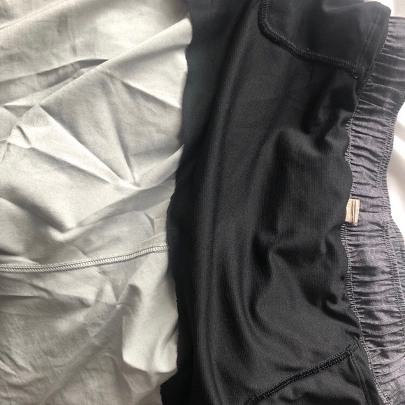 Mens Medium Lululemon Surge shorts - Picture 5 of 5